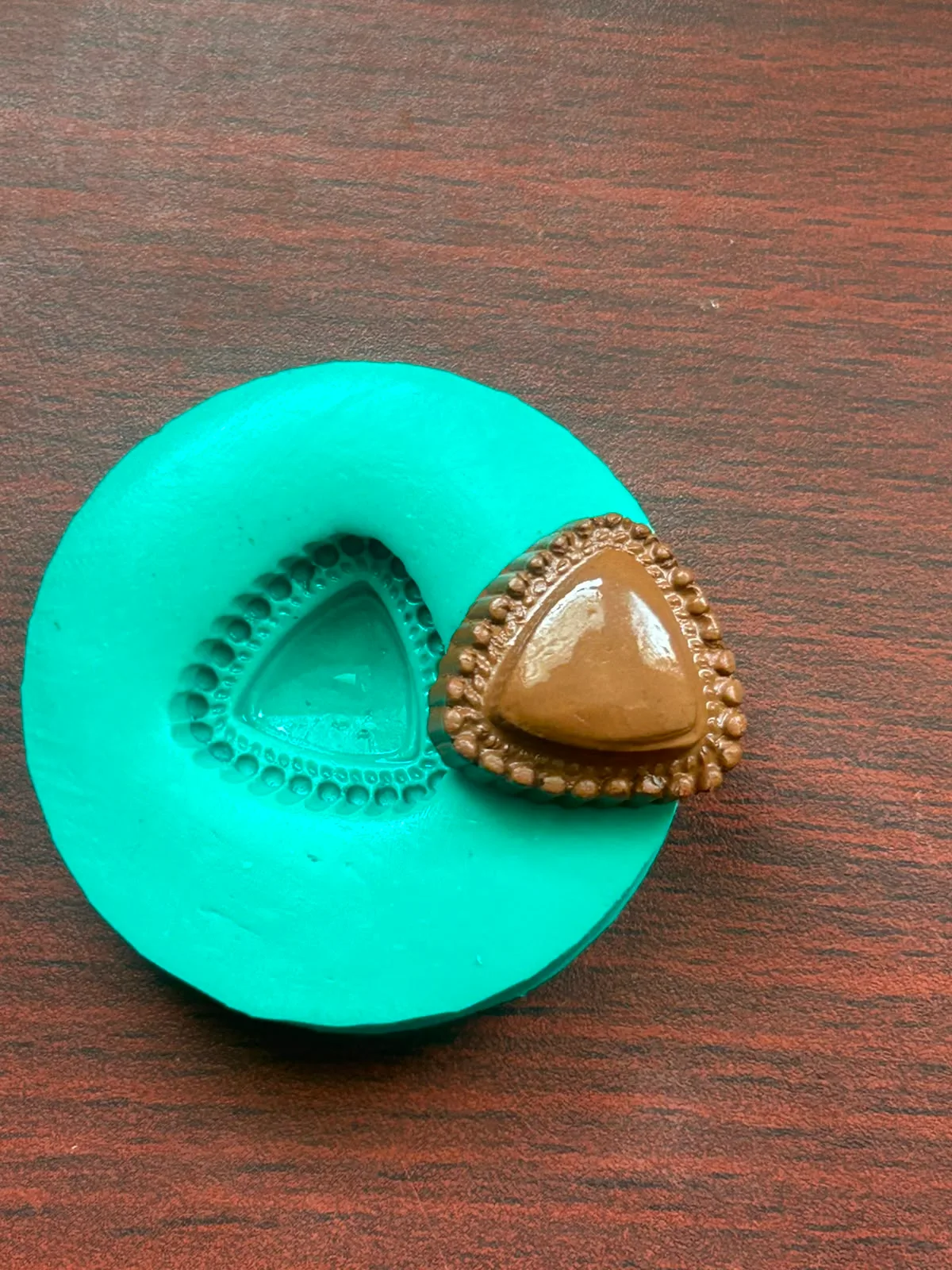 Designer_Bead Mould_00004