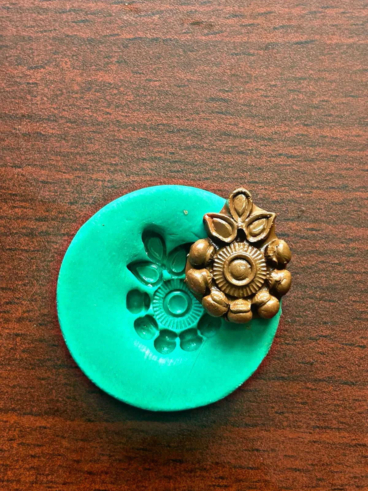 Designer_Bead Mould_00029